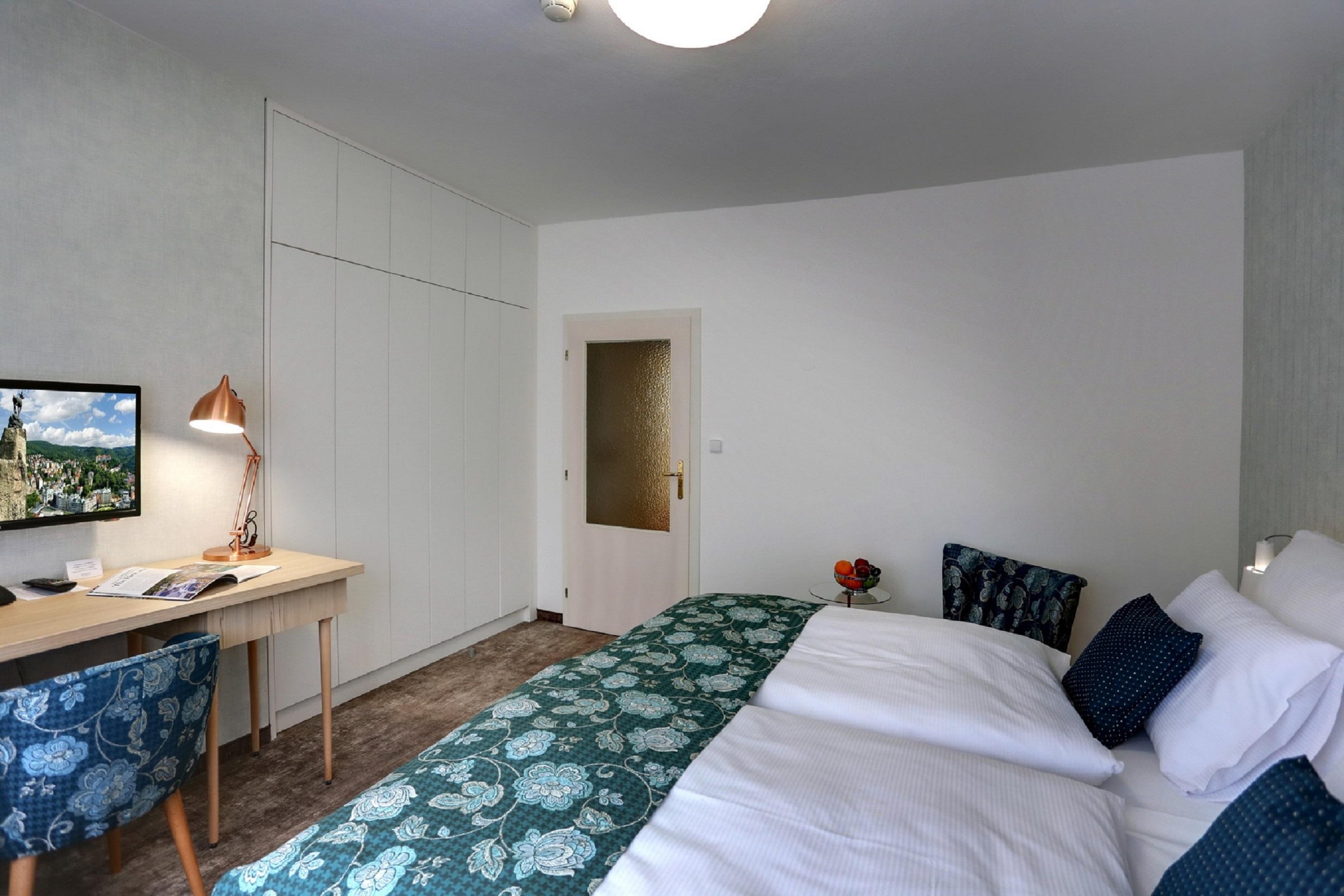 Astoria & Medical Hotel